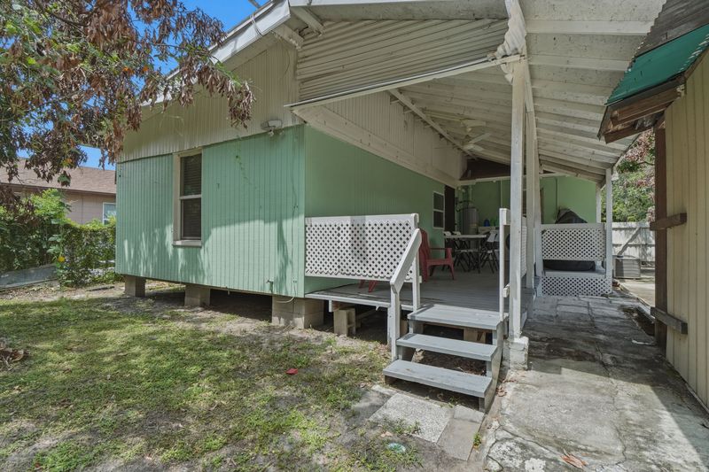The 25th Street House — photo 27